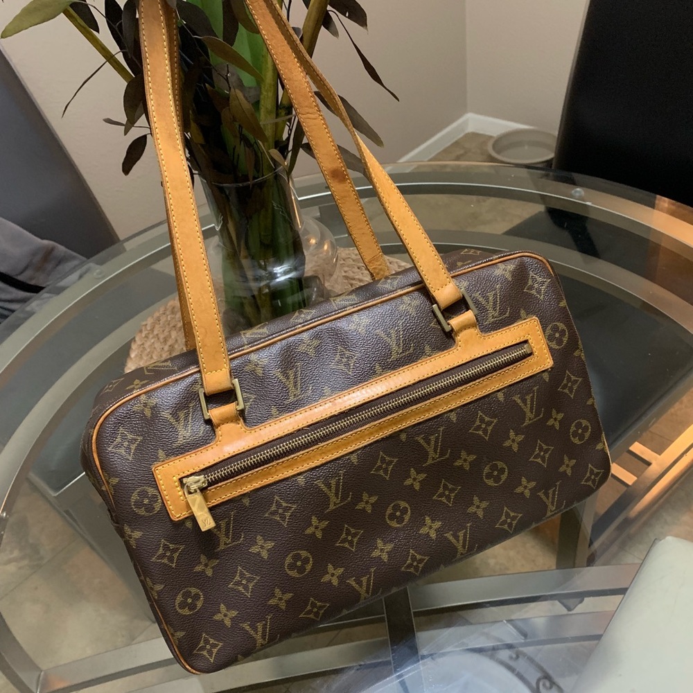 Louis Vuitton Cite GM